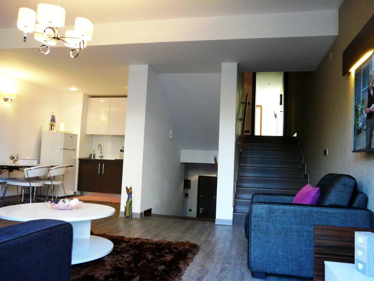 Silver Mountain Apartment A32 - 3 Rooms 3 Bathrooms Poiana Brasov Exterior photo